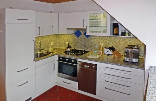 Hennenmatt Appartement | Serene Apartment in Rickenbach near Ski Lift