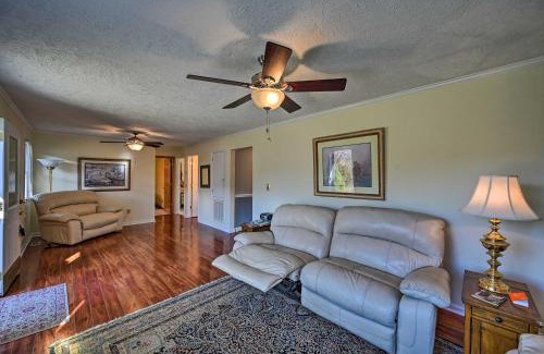 Piper Gap Maison | Serene Blue Ridge Getaway in Galax with Yard!