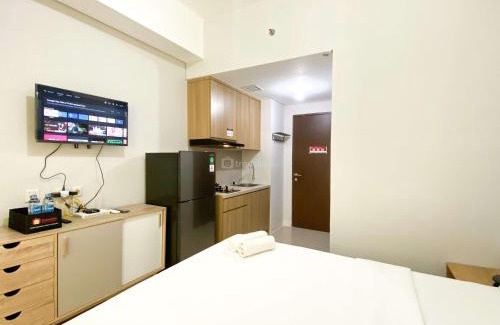 Bekasi Timur Appartement | Serene Designed Studio Transpark Juanda Bekasi Timur Apartment By Travelio