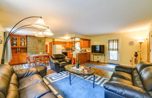 Roscoe Appartement | Serene Duplex with On-Site Brook in Callicoon Center