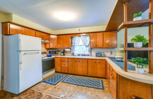 Roscoe Appartement | Serene Duplex with On-Site Brook in Callicoon Center