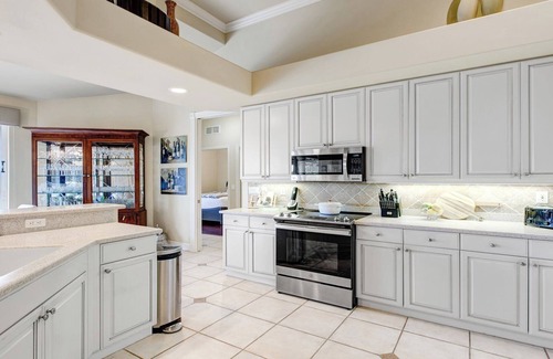 Marco Island Maison | Serene Getaway: Your Perfect Vacation Home Awaits