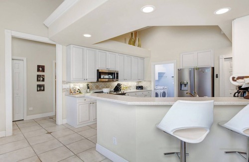 Marco Island Maison | Serene Getaway: Your Perfect Vacation Home Awaits