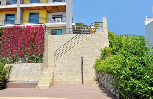 Zambujal Maison | Serene house 2 minutes from Sesimbra beach, very quiet.