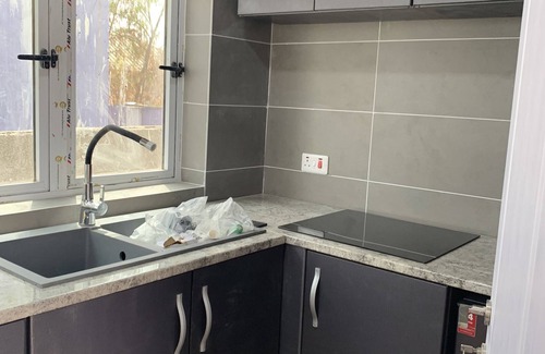 Prampram Maison | Serene house with a hot tub close to Accra