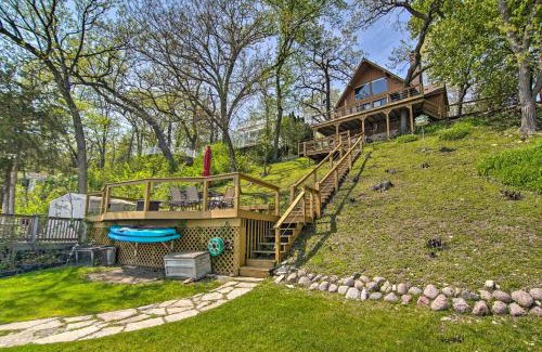 Twin Lakes Maison | Serene Lakefront Escape Boat Dock and Grill!