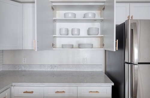 North Bethesda Appartement | Serene North Bethesda 1BR w/ W/D, Pool & Gym, nr Metro, by Blueground