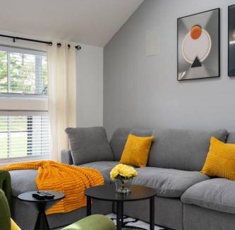Rockford Maison | Serene Oasis Near Rock River