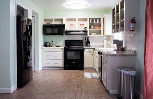 Port Saint John Maison | Serene Oasis: Saltwater Pool Home near KSC and Cocoa Beach"