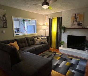 Mosby Villa | Serene Retreat! 420 friendly in designated area, 3 minutes to downtown Richmond