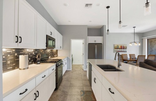 Saddlebrooke Villa | Luxury Villa - Furnished with Mountain Views! Access to Pools, Restaurants, Gyms
