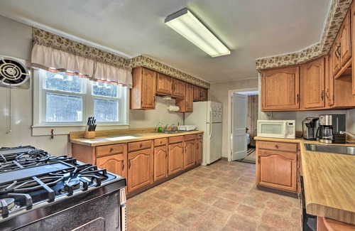 Saxton Maison | Serene Saxton Lodge: 7 Mi to Lake Raystown!