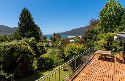 Anakiwa Maison | Serene Sounds - Anakiwa Holiday Home