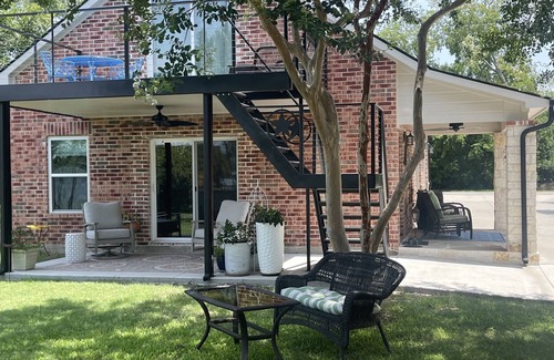 Frisco Appartement | Serene sunsets- private studio for 2 in Frisco on the lake - ground floor