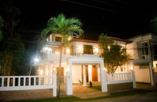 Seeduwa - Katunayake Hôtel | Serene Villa Airport Transit
