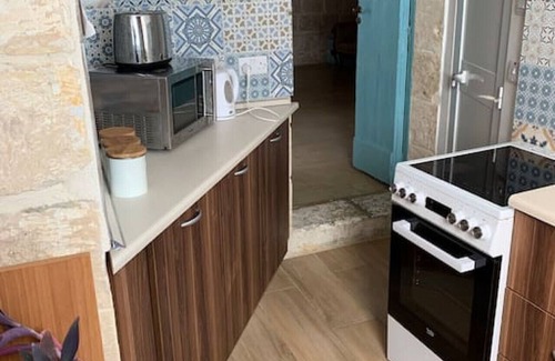 Qormi Appartement | Serenity 2 studio apartment with small terrace