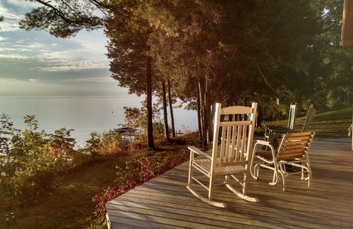 Town of Torrey Maison | Serenity Aloft House - Vue impressionnante, plage privée, près des caves et plus encore!