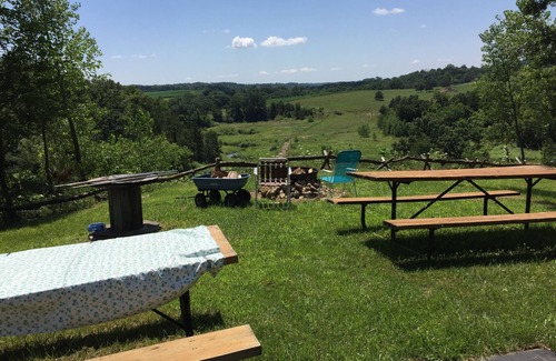 Lancaster Cabine | Serenity Bluff Cabin