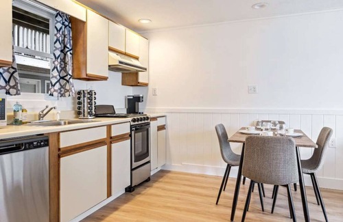 Wells Beach Copropriété | Serenity by the Sea – 180 Steps to the Beach!