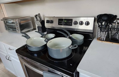 Midtown Maison | Serenity Carriage Retreat