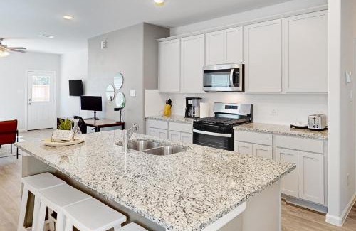 Porter Maison | Serenity House on Kingwood