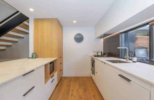 Rotorua Maison | Serenity on Sophia Su