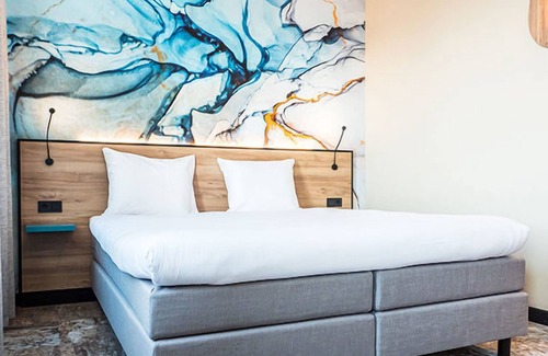 Scheveningen Badplaats Hôtel | Serenity Stay near Scheveningen Beach, Cultural landmarks & local dining