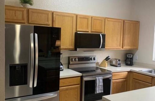 Highlands Reserve Maison | Serenity Villa Full Kitchen & Resort Top Amenities Near Top Parks
