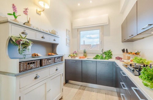 Lucca Historical Center Appartement | Serenity Vista Penthouse with Terrace in the City Centre of Lucca
