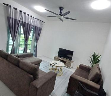 Gambang Maison | Seroja Guesthouse Gambang