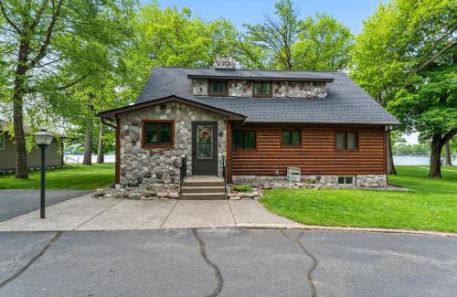 Crosby Maison | Serpent Lake Getaway
