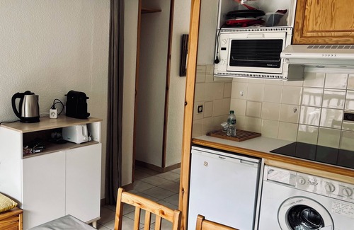 La Salle-les-Alpes Appartement | Serre Chevalier, T3 balcon sud, près des pistes, Meublé touristique 3 étoiles