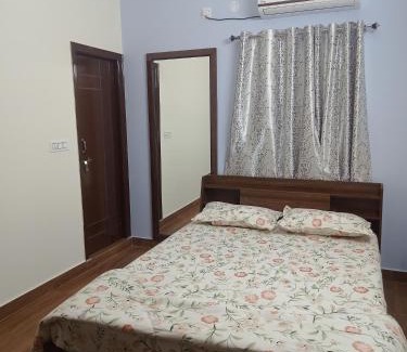 Kukatpalli Appartement | Servostay KPHB Phase 15 New Stunning 3 BHK - 3rd Floor