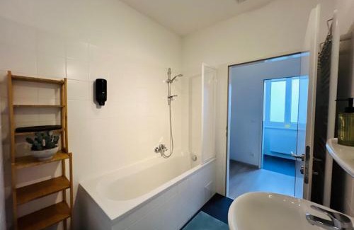 Schottenfeld Appartement | SERVUS HOMES - Metro Stadthalle - AMADEUS