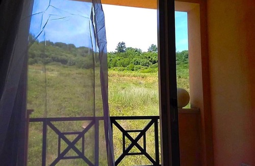 Zambujal de Cima Villa | Sesimbra Seaside Duplex 750m shared Pool & Beach