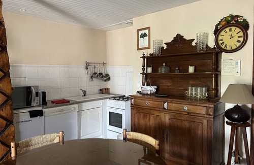 Lacapelle-Segalar Maison | Ensemble de 3 maisons en pierre avec piscine chauffée