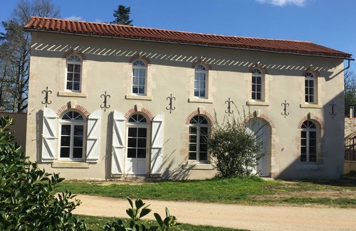 Le Tablier Maison | Logis vendéen, avec piscine couverte chauffée, en pleine nature