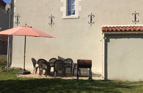 Le Tablier Maison | Logis vendéen, avec piscine couverte chauffée, en pleine nature