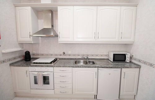 Falca Appartement | Appartement Sete Rios, près du zoo de Lisbonne / Wifi gratuit C / V Esq.