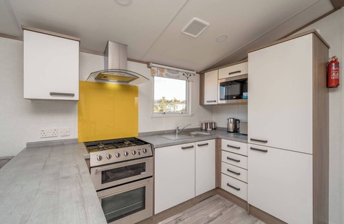 Prestonpans Maison | Seton Sands Kings Barnes | 3BR| Parking | Wi-Fi