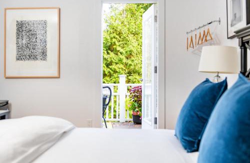 Shelter Island Heights Lit Et Petit-Déjeuner | Seven Resort Style Inn near Beach