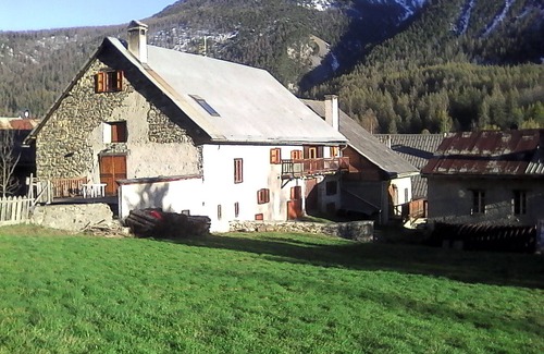 Nevache Maison | Plusieurs appartements/maisons à louer dans une belle vallée en France