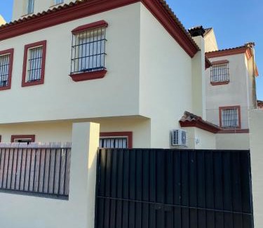 Salteras Maison | Sevilla Saltera casa RURAL cerca centro de Sevilla Familiar - Trabajo - Wifi