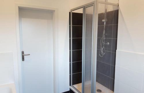 Crimmitschau Appartement | Seyfarthrooms - Crimmitschau 5 - zentrale Lage, 2 Schlafzimmer, voll ausgestattet