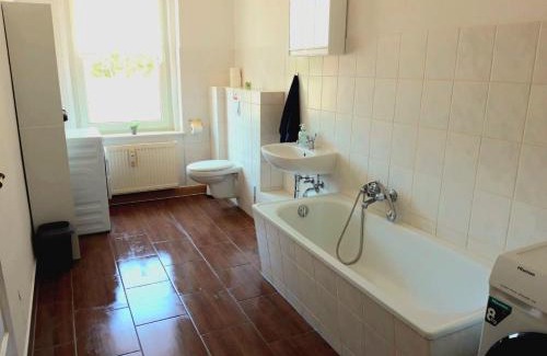 Crimmitschau Appartement | Seyfarthrooms - Crimmitschau 6 - zentrale Lage, gute Anbindung, voll ausgestattet