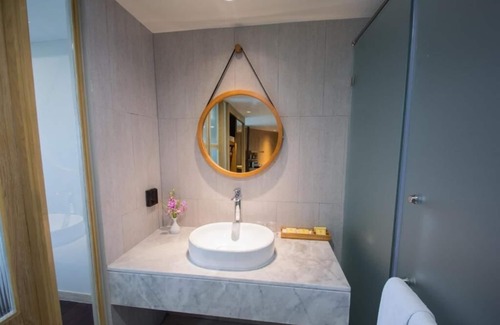 Kata Station Balnéaire | Junior Suite Hideaway (B)