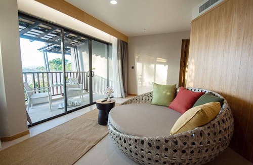 Kata Station Balnéaire | Junior Suite Hideaway (B)