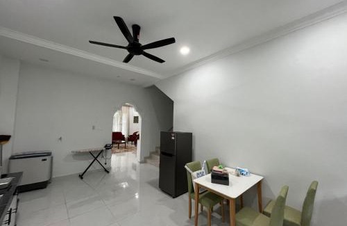 Kubur Maras Maison | Sha's Homestay Kota Bharu