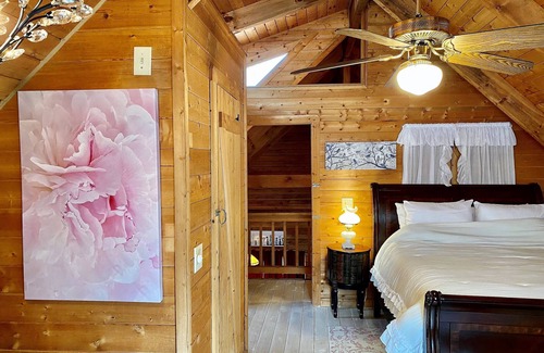 Pine Mountain Cabine | "Turkey Trot Lodge" Cabin 25A