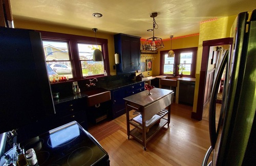 Vashon Island Maison | SHABBY CHIC WATERFRONT RETREAT est une maison relaxante et sereine au bord de l'eau